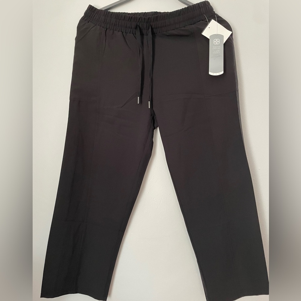 Daisy Fuentes Black Joggers